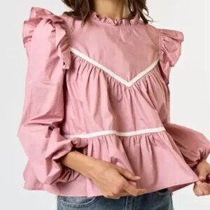 RUFFLED LONG SLEEVE TOP KEY HOLE BACK
